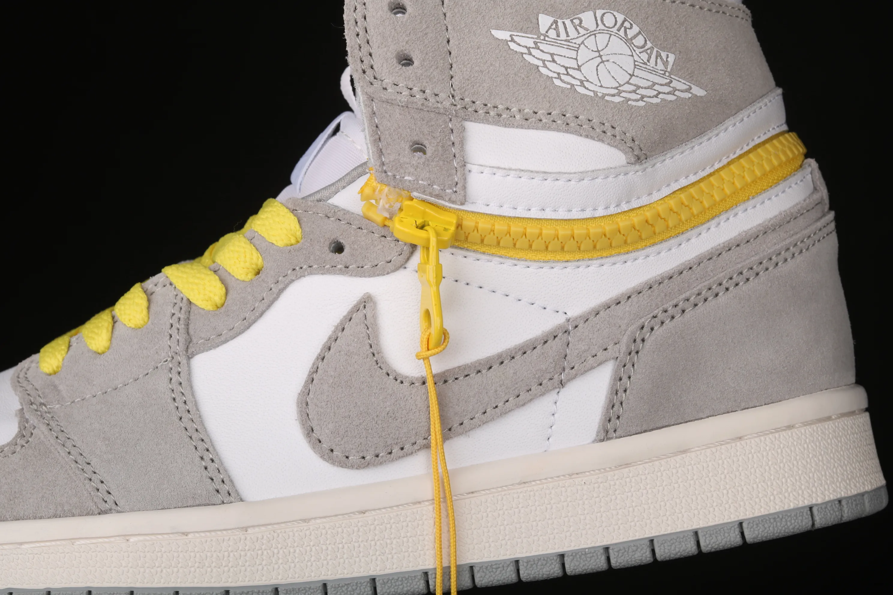 All categories Air Jordan Jordan series basketball shoes Air Jordan 1 High Z version Air Jordan 1 Switch "Light Smoke Grey" Smoke gray zipper J1 Joe 1 high-top cultural basketball shoes CW6576-100